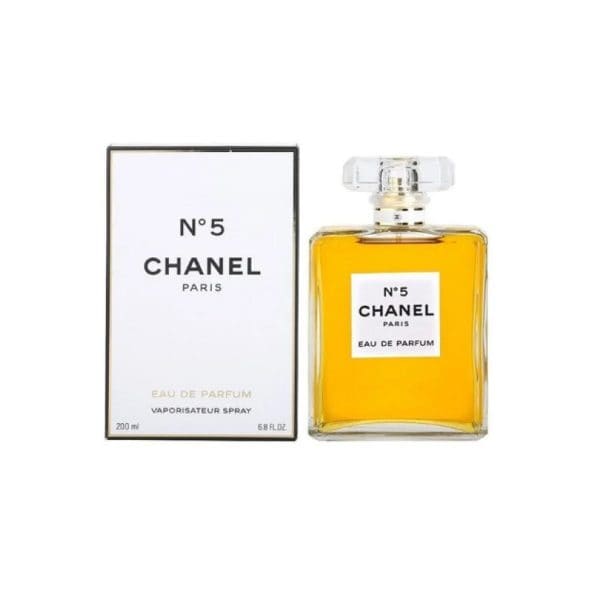 CHANEL N°5 Eau de Parfum perfume bottle and packaging box displayed on a white background showing the classic luxury fragrance presentation.